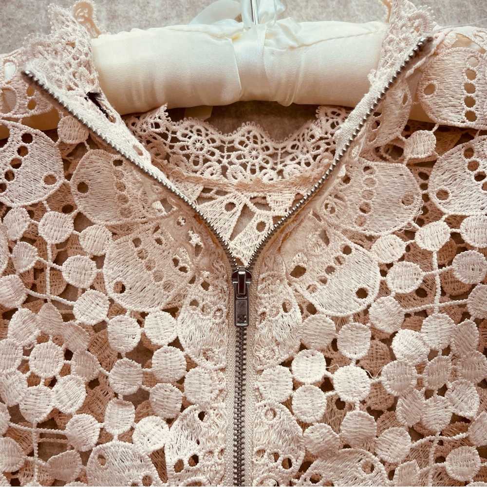 Women's Lace Long Sleeve Top in Nude/Pink L - Picture 5 of 8